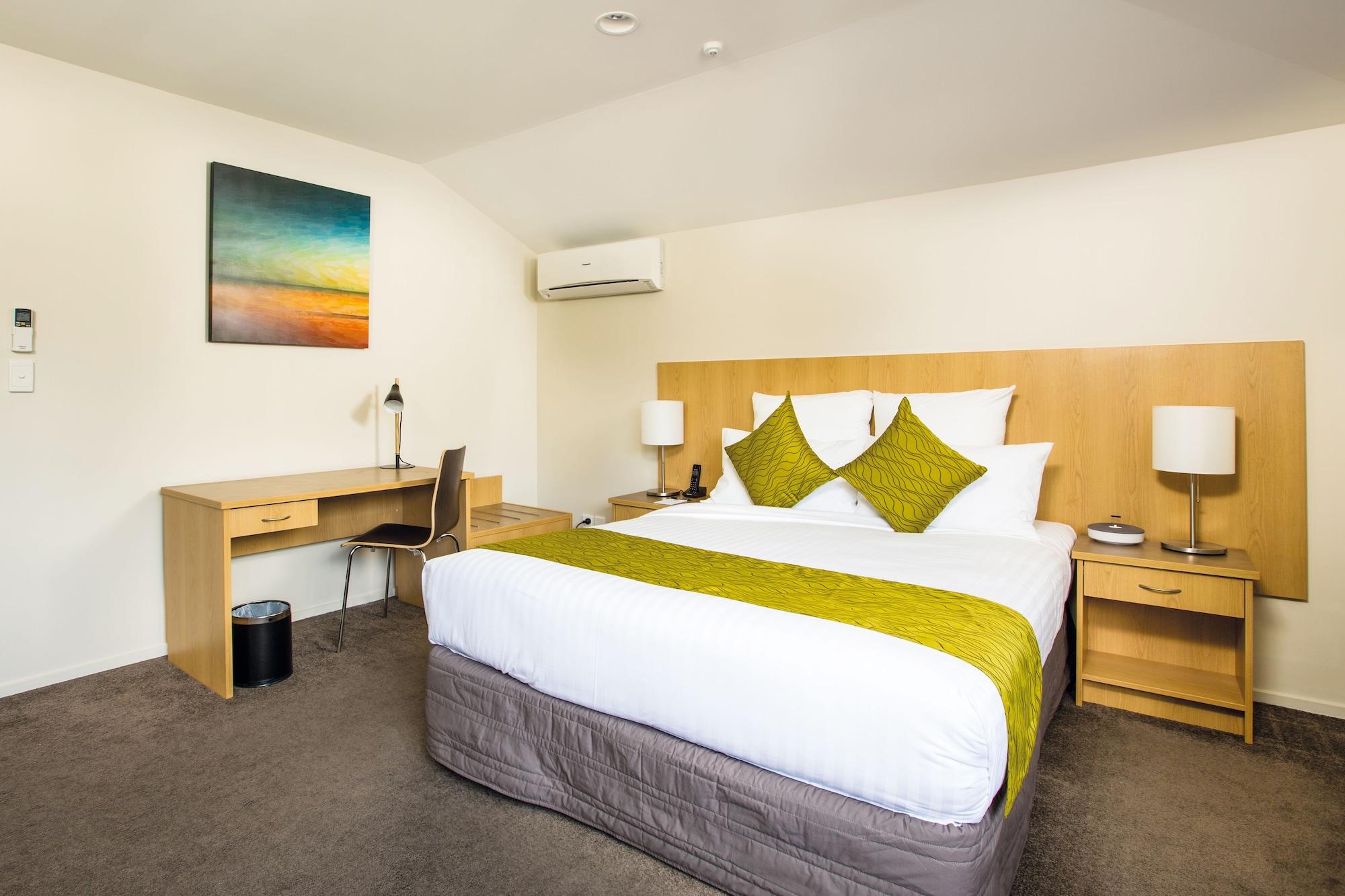 Hotel Edit Greenlane